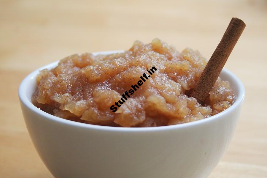 How to Make Old Fashioned Applesauce