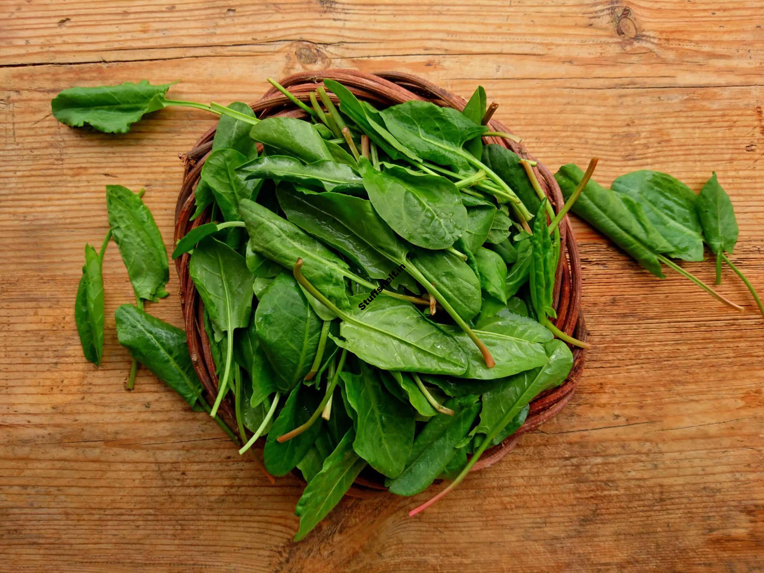 How to Prepare Sorrel Raw or Cooked