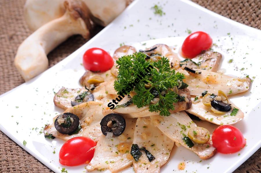 Oyster Mushroom Sautéed in Garlic