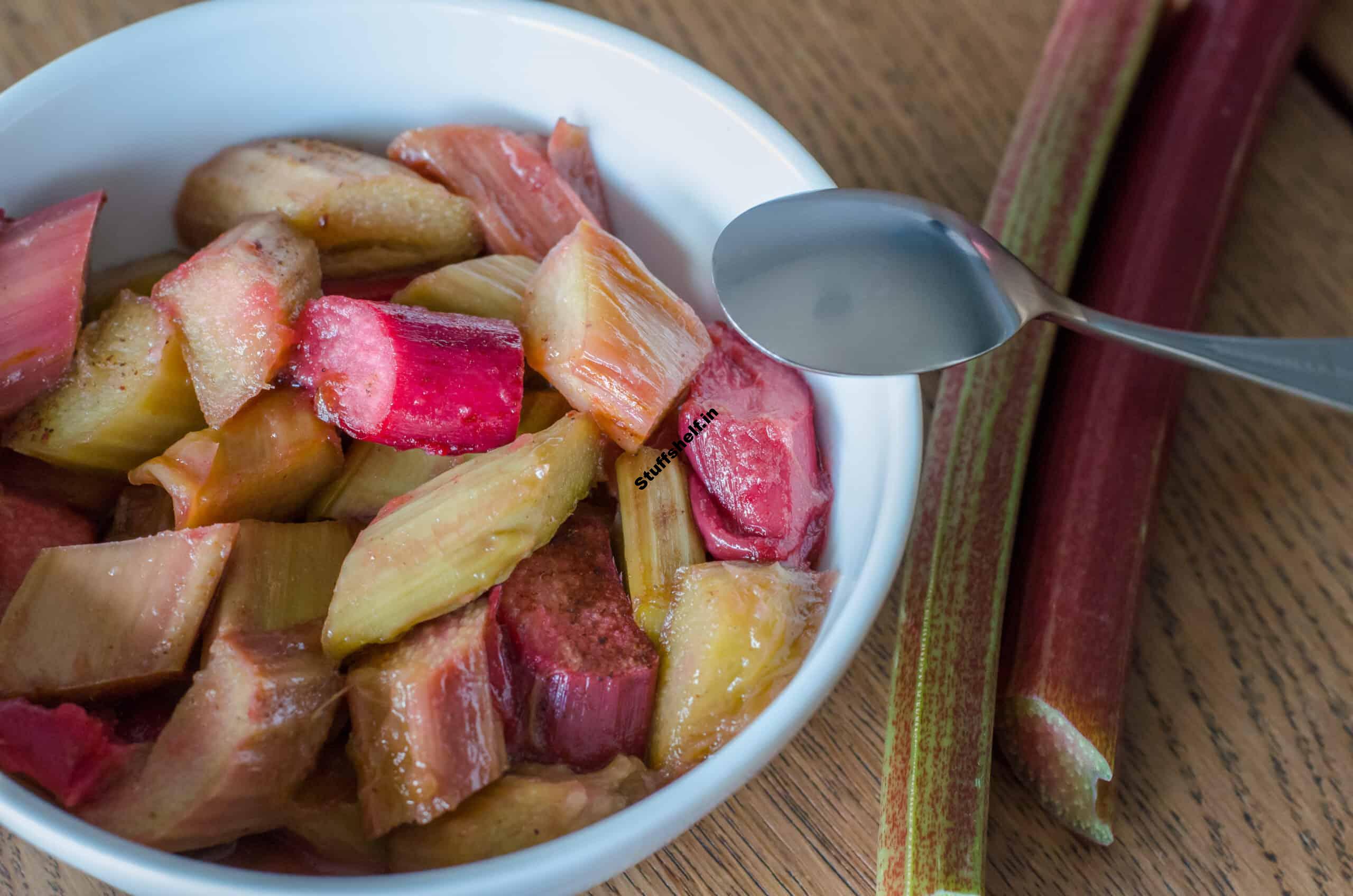 Rhubarb Cooking and Serving Tips